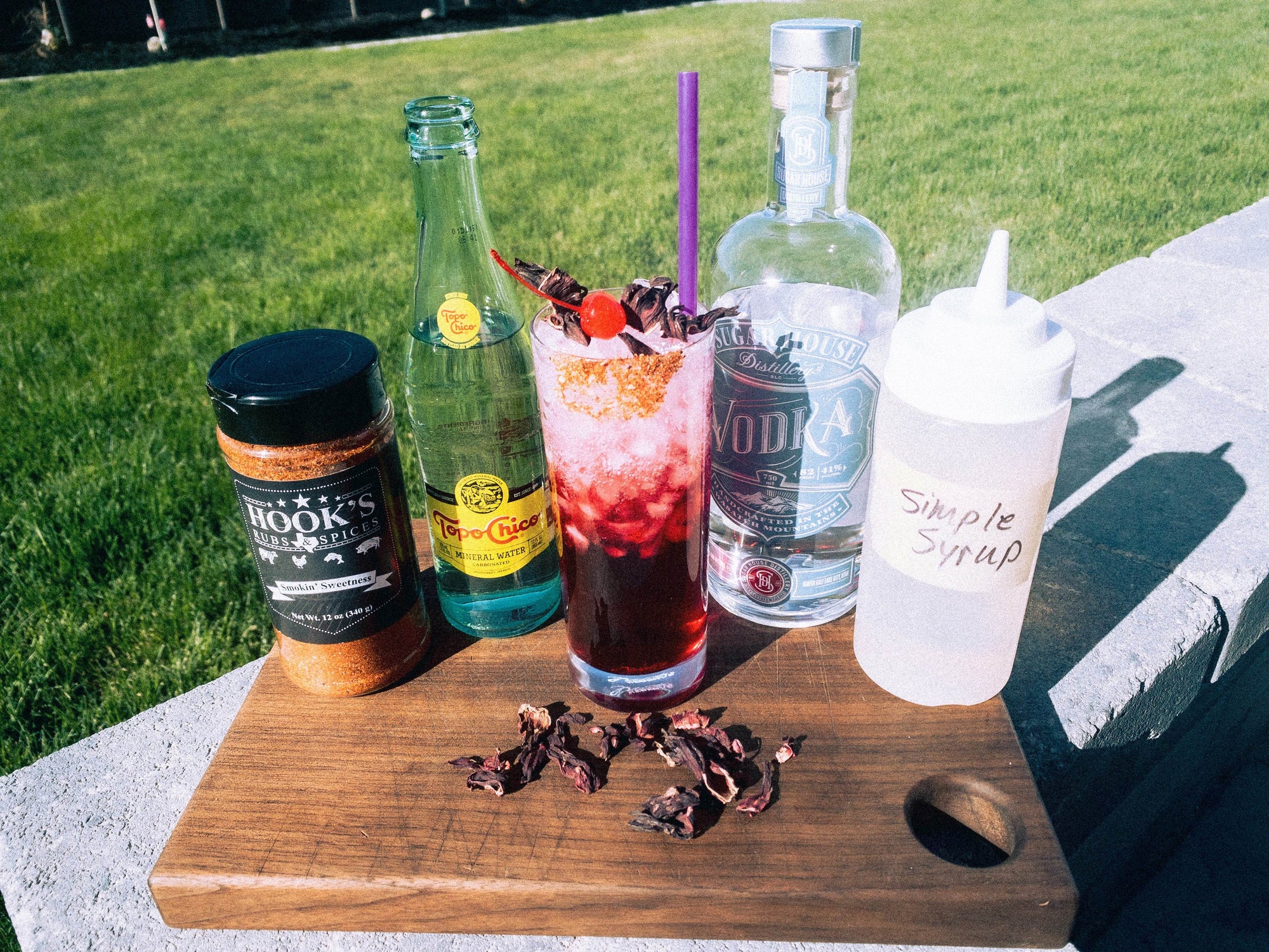 Sugar House Sparkler with Hook’s Rub Smokin’ Sweetness for Hook’s Rub Thirsty Thursday - Hook's Rubs & Spices
