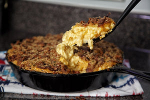 Cast Iron Smoked H-Town Bacon Mac & Cheese by @PraiseNQue (Instagram)
