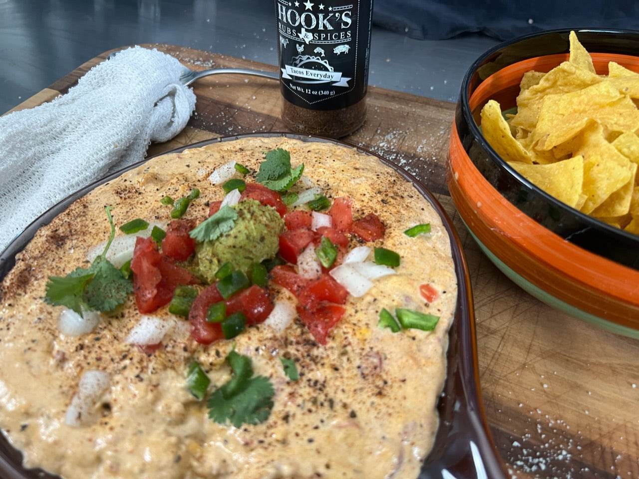 Easy Smoked Queso ft. Tacos Everyday - Hook's Rubs & Spices