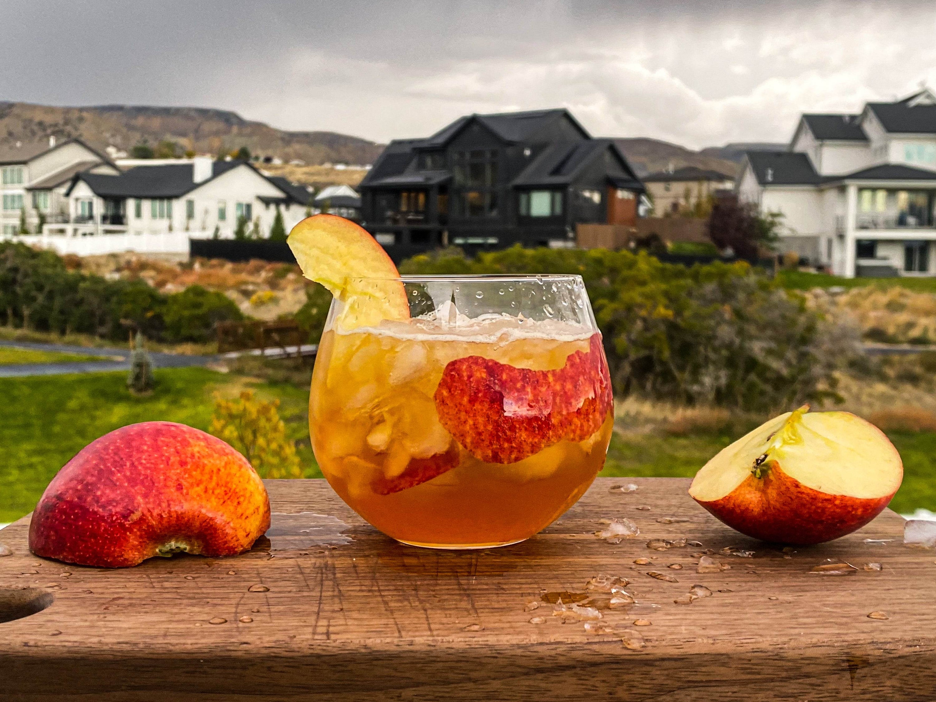Bobbing 4 Apples - Hook’s Rub Thirsty Thursday - Hook's Rubs & Spices